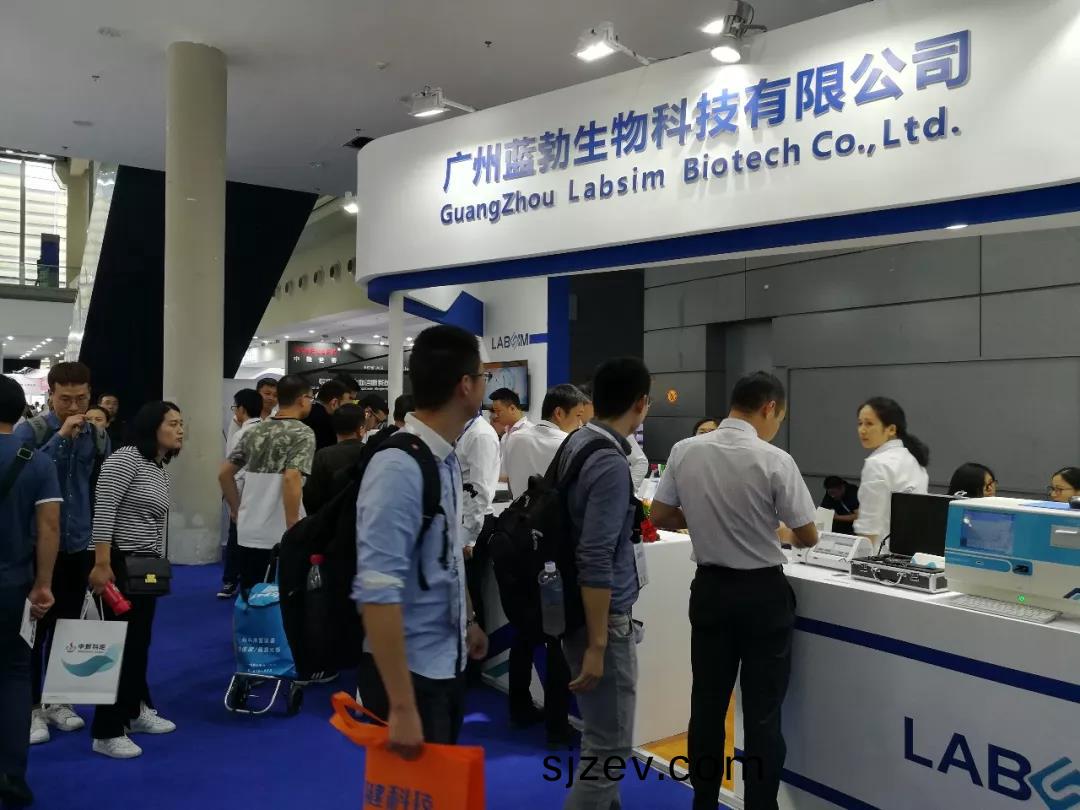 蓡(shen)展第(di)80屆中國國(guo)際(ji)醫療器械(xie)愽覽(lan)會
